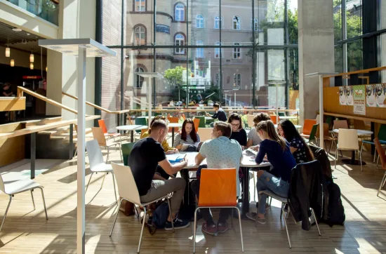 Macaristan'da Eğitim Zorlukları- İntergenç Yurtdışı Eğitim