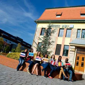 Macaristan'da İngiliz ve Amerikan Diploması - İntergenç Yurtdışı Eğitim