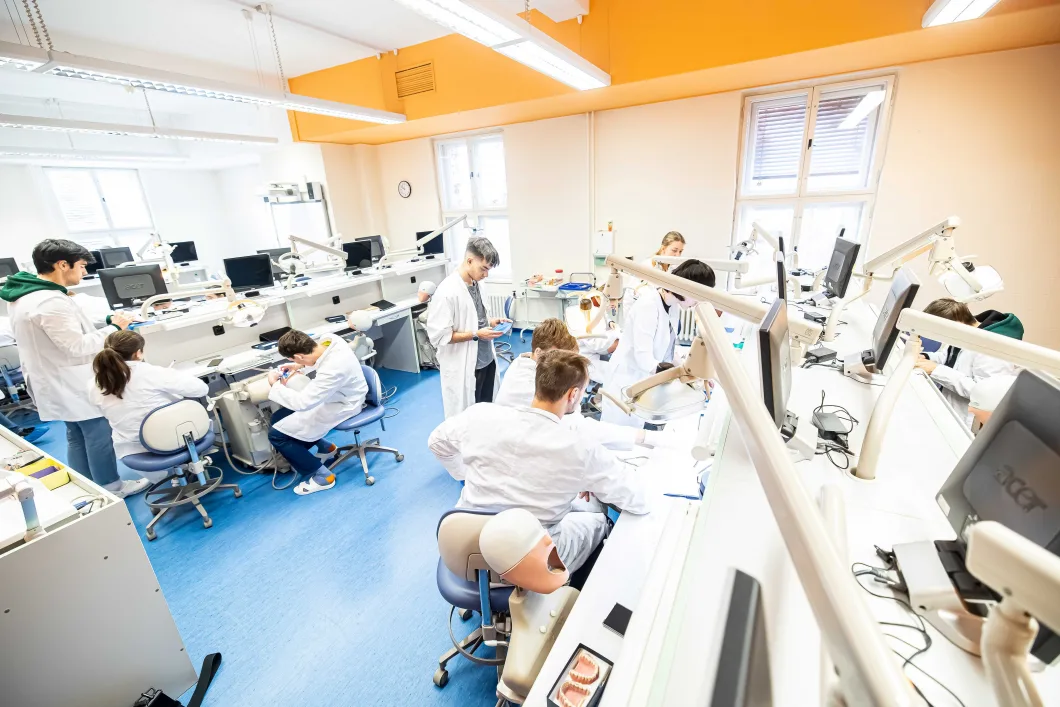 Çekya'da Tıp Eğitimi- İntergenç Yurtdışı Eğitim