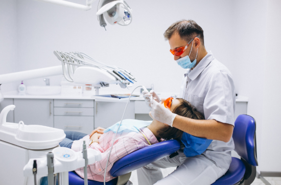 DMD Nedir? DDS ile Arasındaki Fark | Diş Hekimliği Rehberi